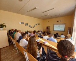 Главный редактор «Беларускага гістарычнага часопіса» А.А.Корзюк принял участие в заседании методического объединения учителей учителей истории и обществоведения Светлогорского района Главный редактор «Беларускага гістарычнага часопіса» А.А.Корзюк принял участие в заседании методического объединения учителей учителей истории и обществоведения Светлогорского района